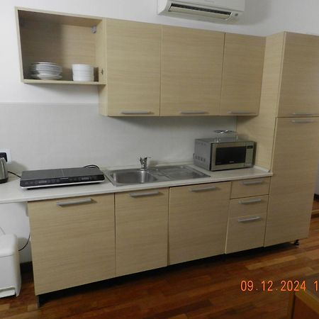 Cosy Central Flat Bergamo Bagian luar foto